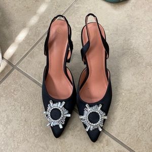 Black slingback pumps with Crystal detail